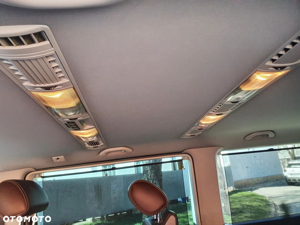 Volkswagen Multivan - 19
