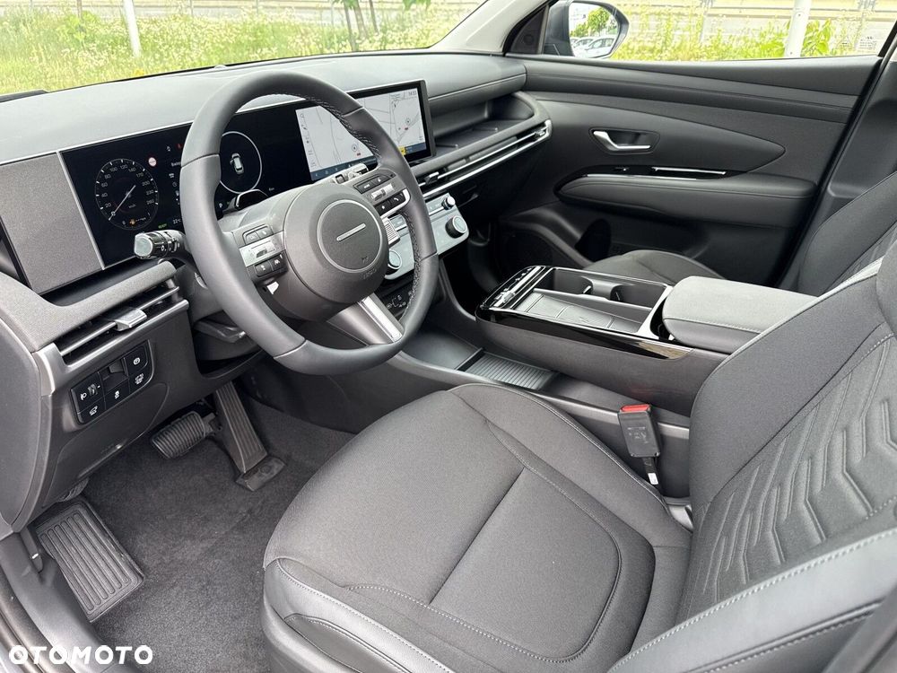 Hyundai Tucson 1.6 T-GDi HEV Executive 2WD - 11
