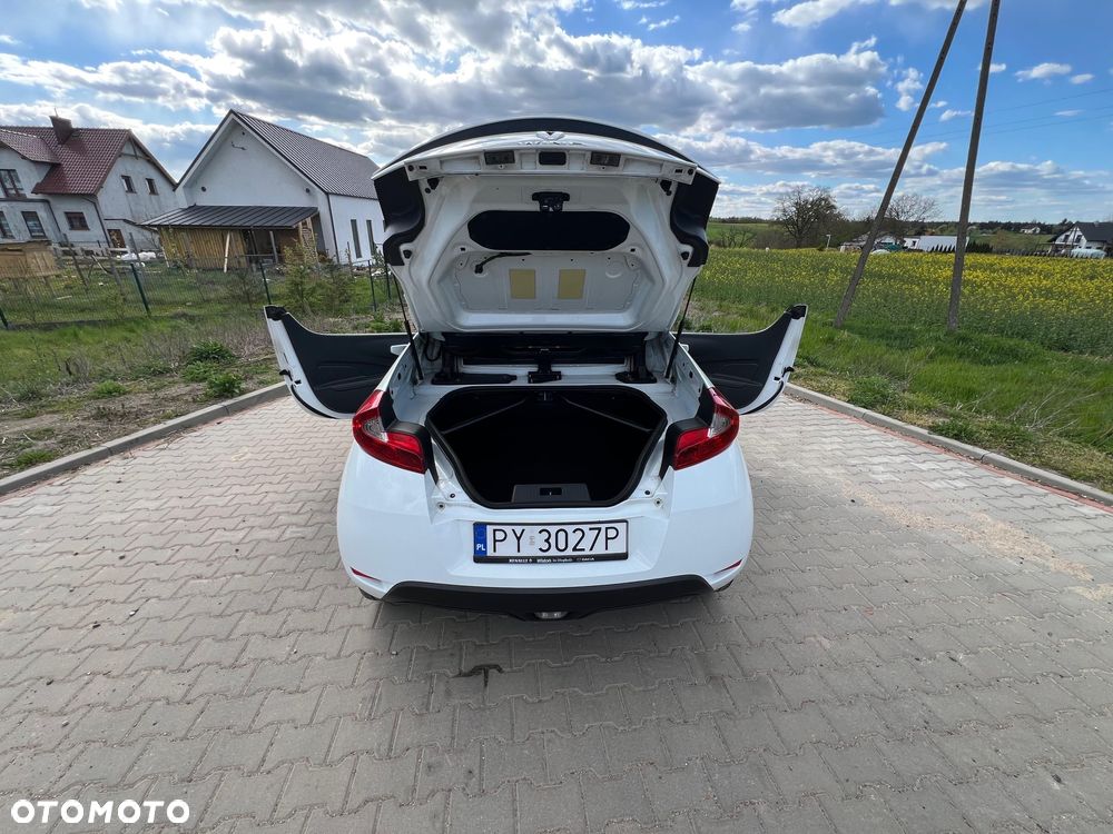 Renault Wind - 13