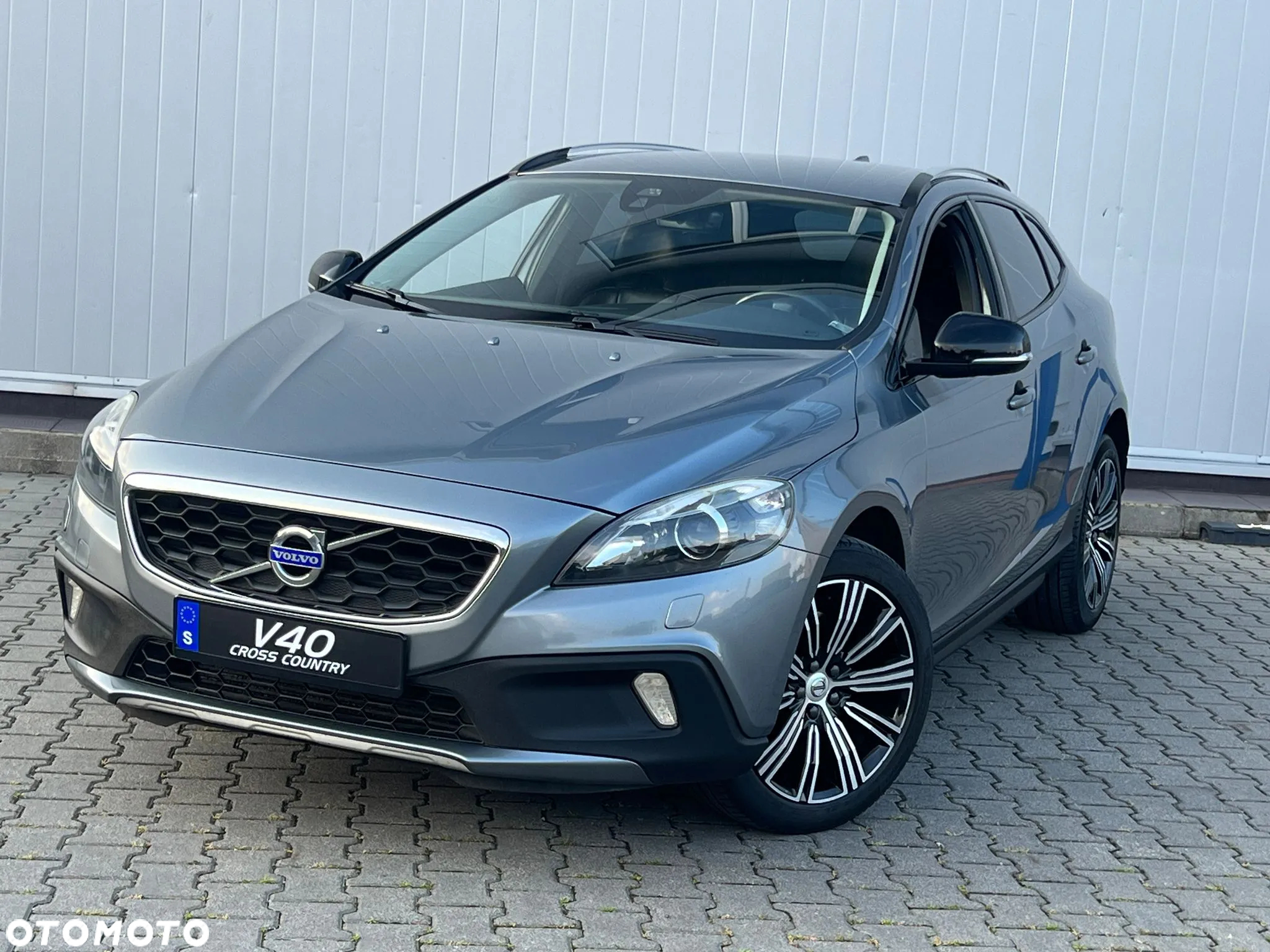 Volvo V40 Cross Country D3 Drive-E Base - 9