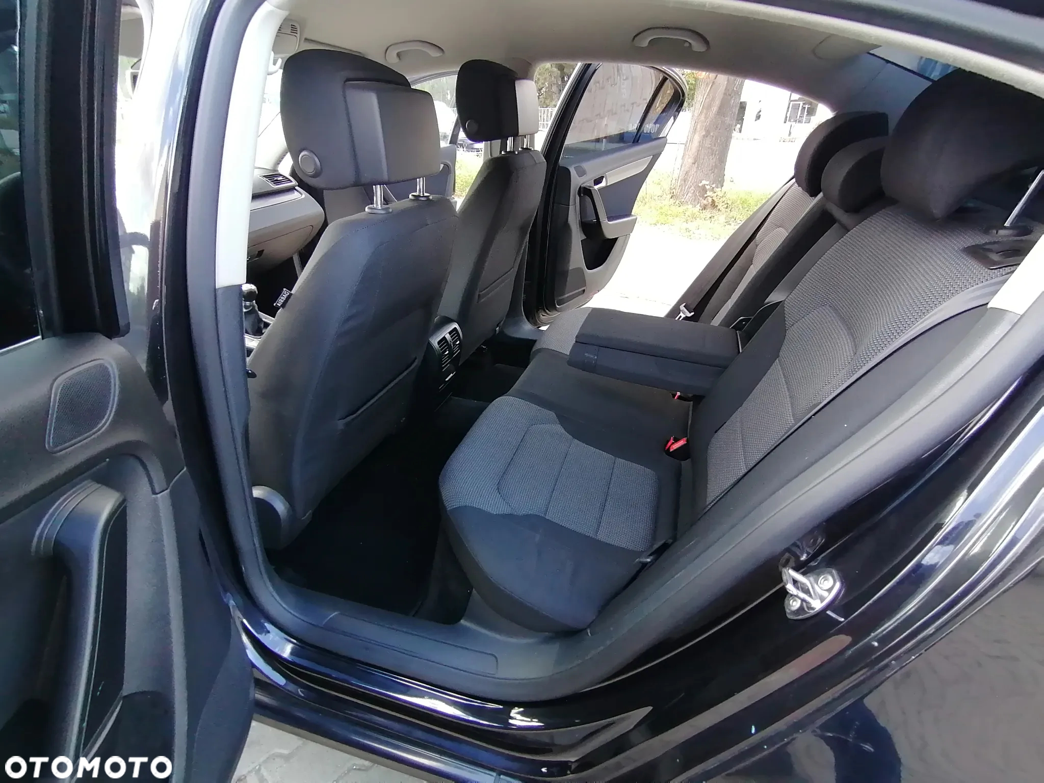 Volkswagen Passat 1.4 TSI BMT Comfortline - 33