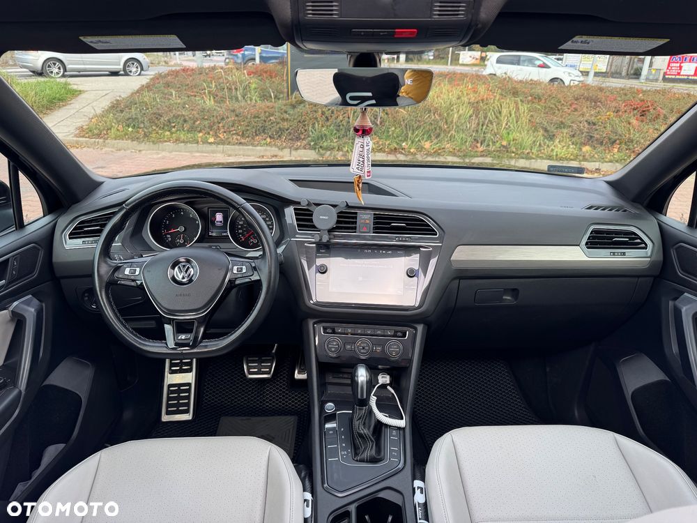 Volkswagen Tiguan - 15