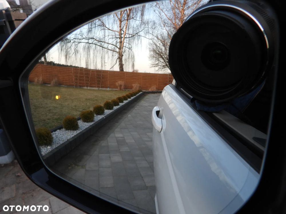 Land Rover Discovery Sport D165 Dynamic SE - 35