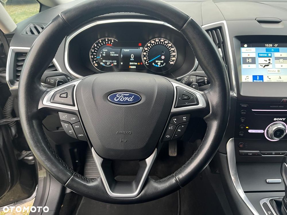 Ford S-Max - 9
