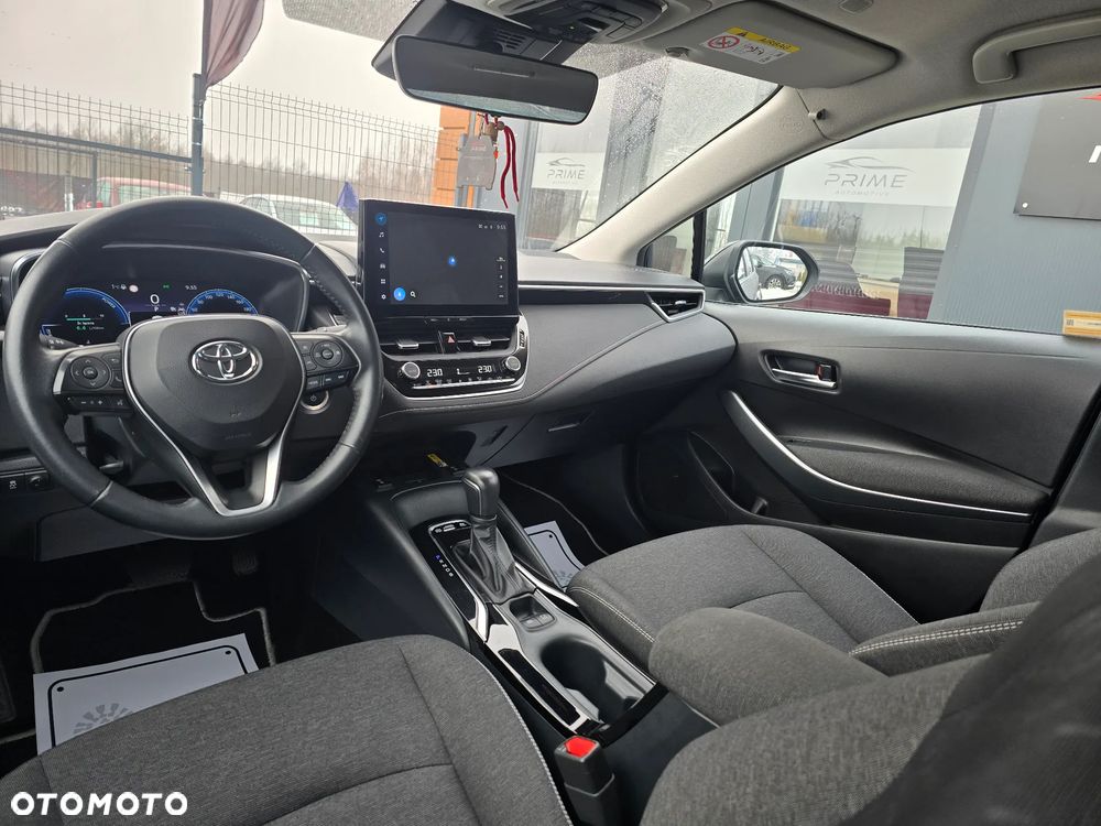Toyota Corolla 1.8 Hybrid Style - 23