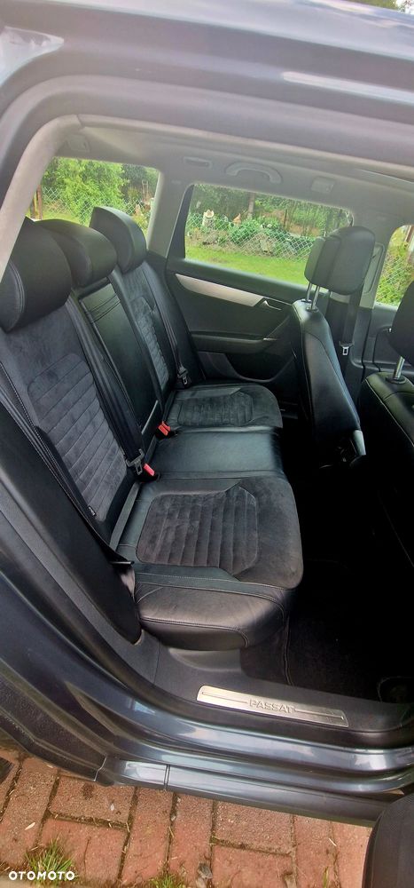 Volkswagen Passat 2.0 TDI Highline DSG - 12