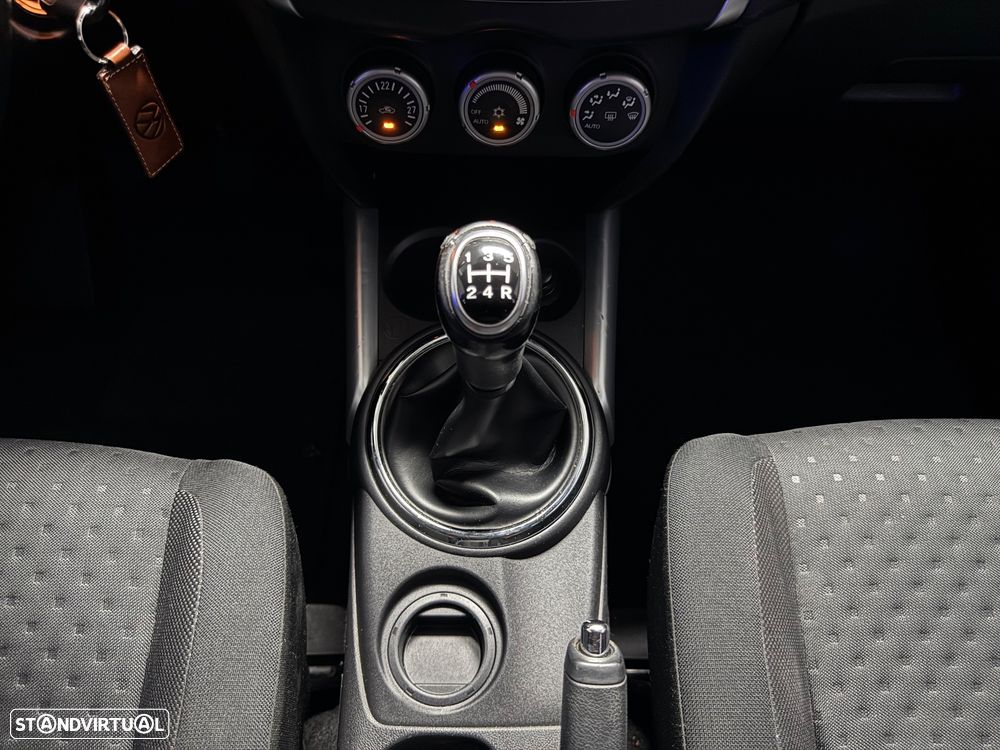 Mitsubishi ASX 1.6 Instyle - 10