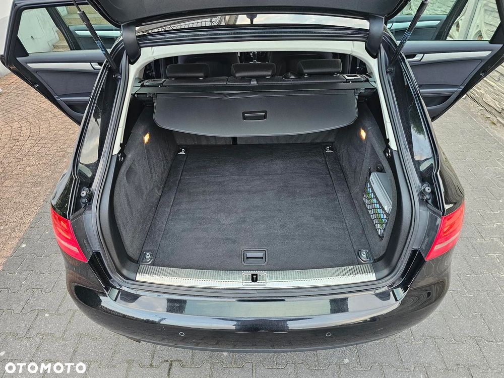 Audi A4 Avant 2.0 TDI DPF multitronic Ambiente - 30