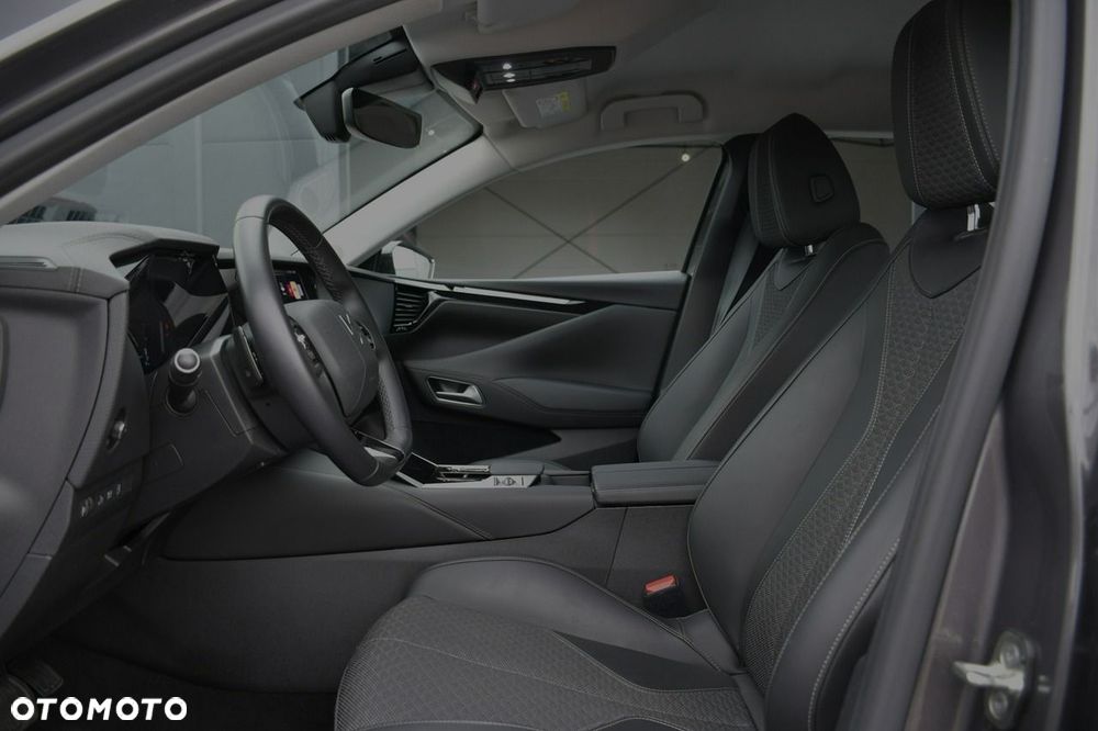 DS Automobiles DS 4 1.6 E-Tense Cross Trocadero - 15