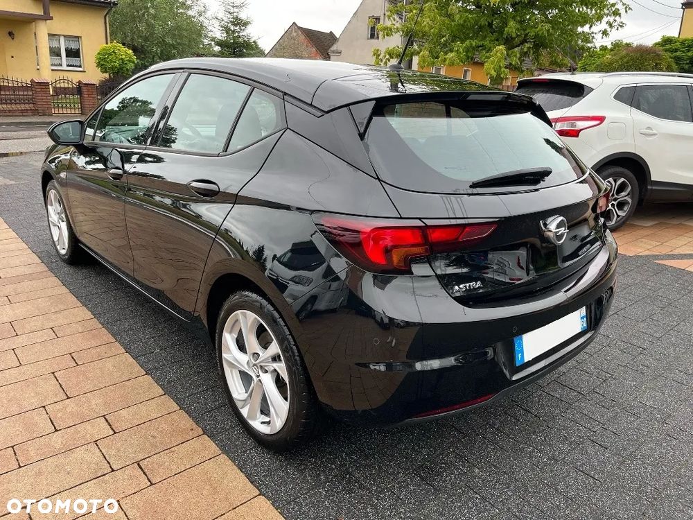 Opel Astra 1.2 T Business Edition S&S - 3