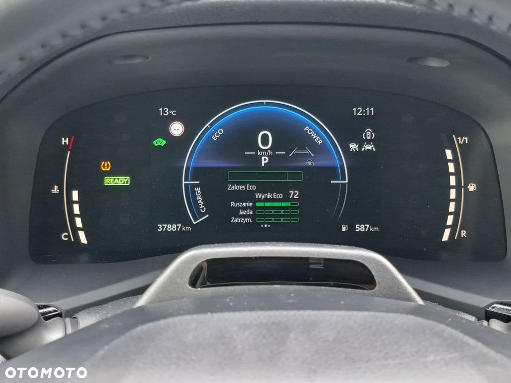 Toyota Camry - 10