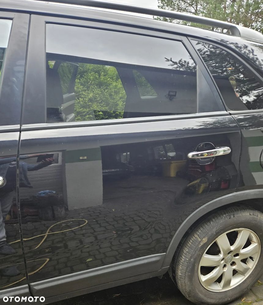 Kia Sorento II 2 drzwi tył tylne prawe lewe EB - 1