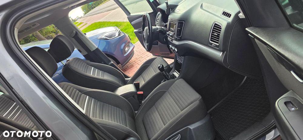 Volkswagen Sharan - 17