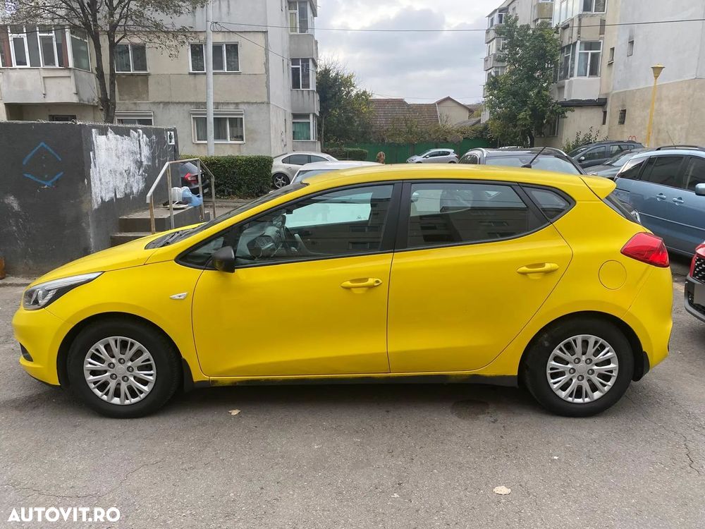 Kia Ceed Cee'd 1.4 GSL BEST - 4