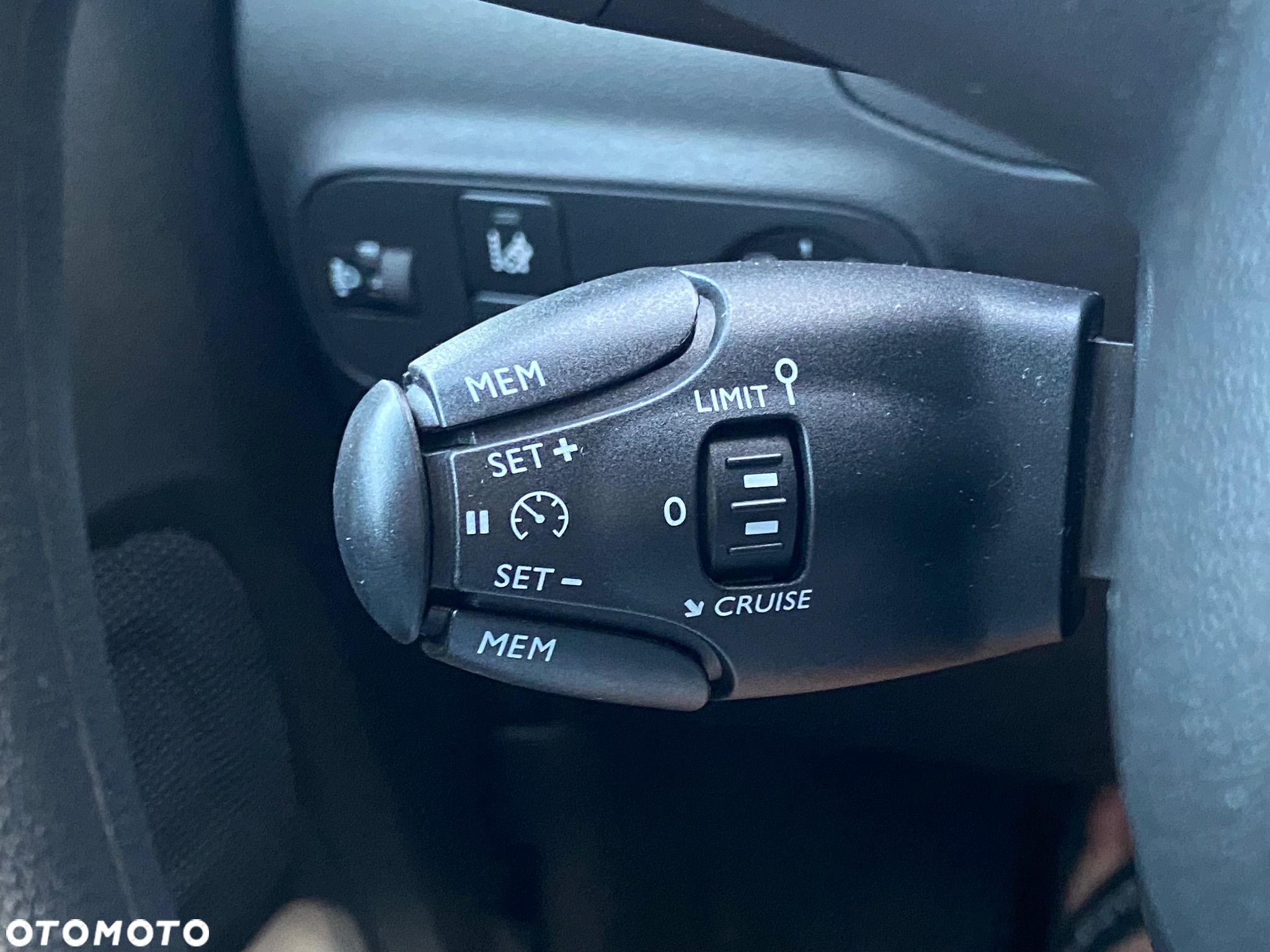Citroën C3 1.2 PureTech GPF Shine - 30
