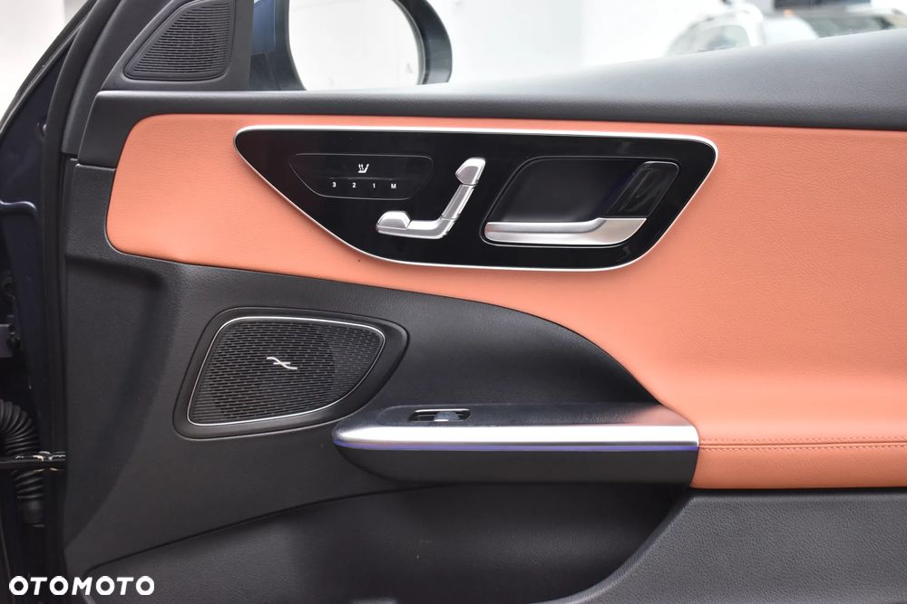 Mercedes-Benz Klasa C - 22