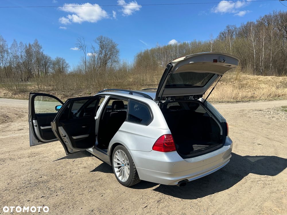 BMW Seria 3 318d - 12