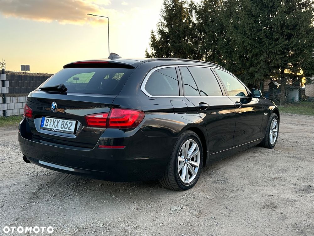 BMW Seria 5 520d Efficient Dynamics Edition - 9