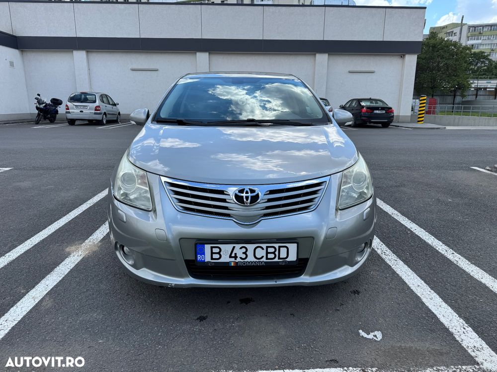 Toyota Avensis 2.0 D-4D Sedan Luna - 3