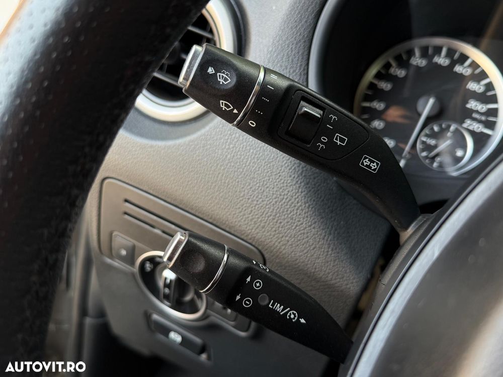 Mercedes-Benz Vito - 19