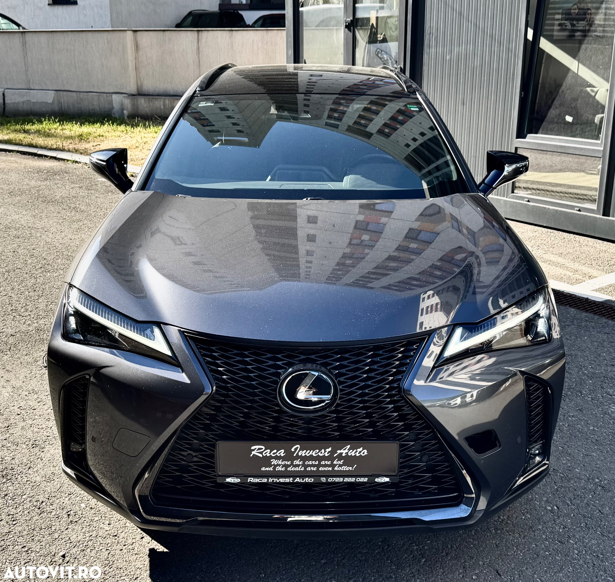 Lexus UX 250h 2.0L HEV 20H- (178 HP) 4X4 CVT F Sport - 2