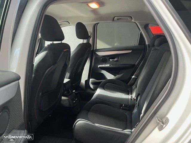 BMW 216 Active Tourer d - 11