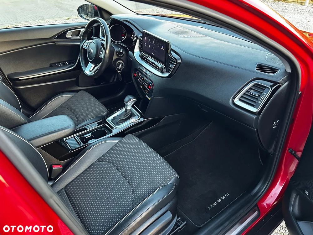 Kia XCeed 1.4 T-GDI OPF DCT7 JBL SOUND EDITION - 32