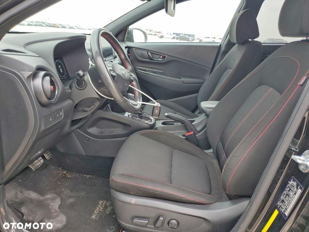 Hyundai Kona - 7