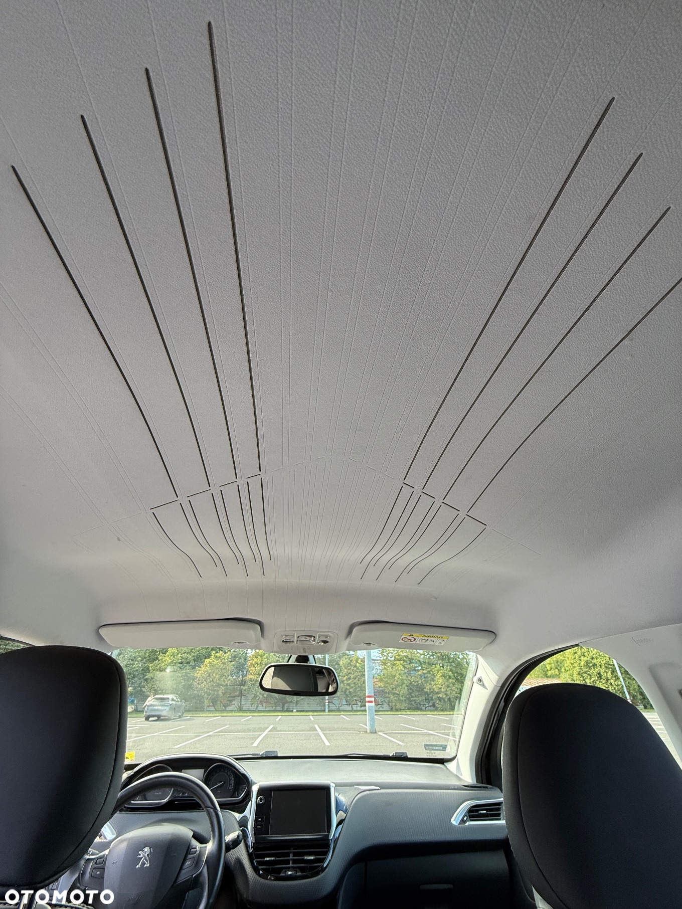 Peugeot 2008 1.6 VTi Allure - 27