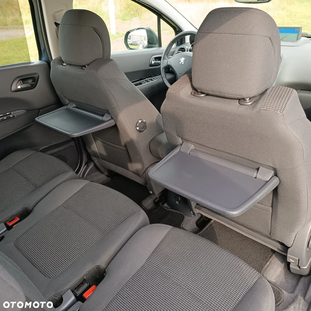 Peugeot 5008 e-HDI 115 ETG6 Stop&Start Active - 17