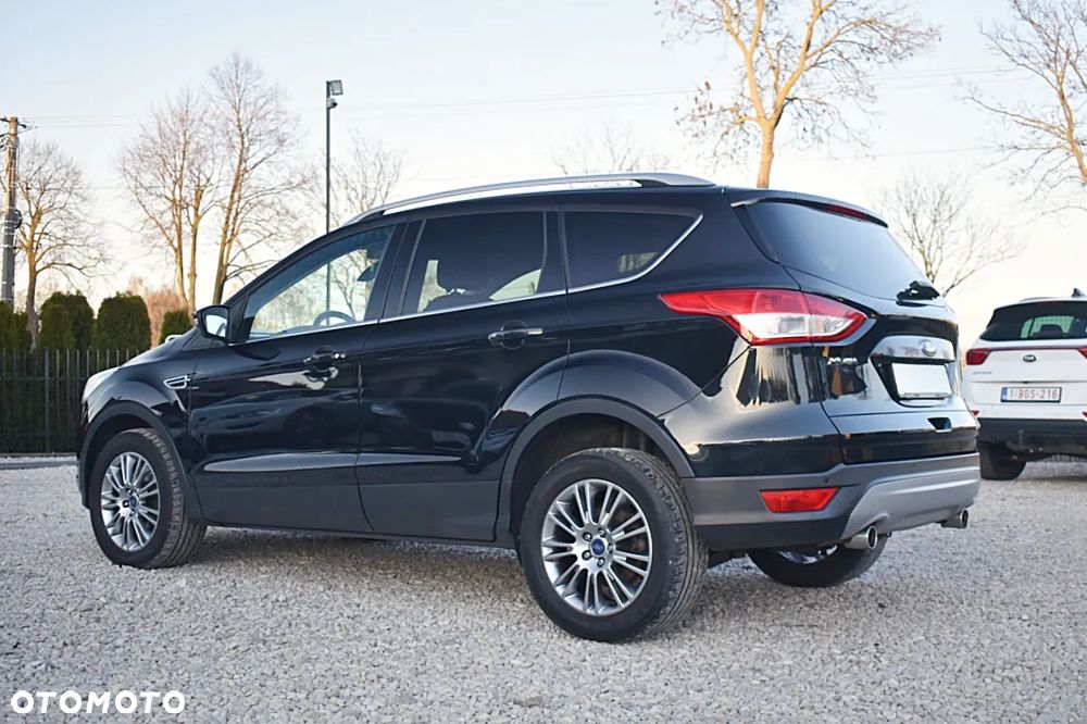 Ford Kuga 2.0 TDCi 2x4 Titanium - 6
