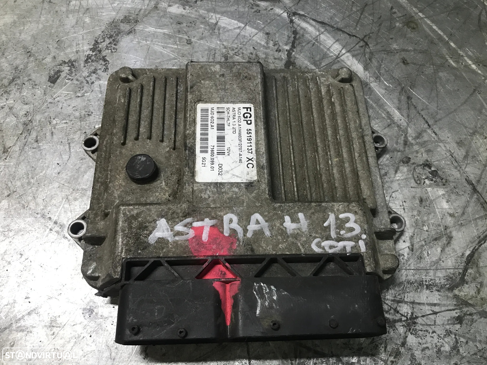 CENTRALINA DO MOTOR OPEL ASTRA H 1.3CDTI 55191137 XC MJD602A1 - 2