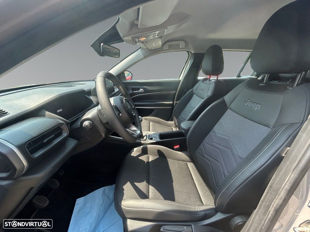 Jeep Avenger 1.2 GSE T3 Altitude - 10