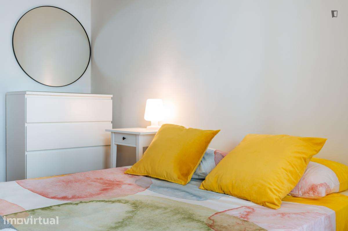 Quarto - localizado em Arroios Lisbon - Grande imagem: 4/20