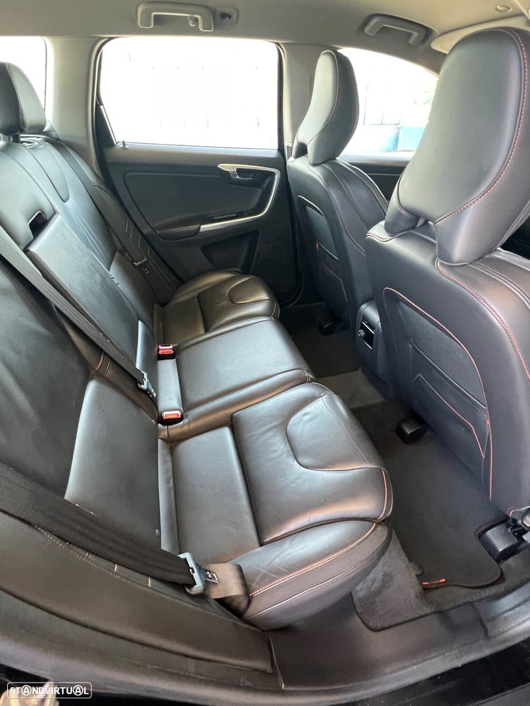 Volvo XC 60 2.0 D4 Volvo Ocean Race Geartronic - 11