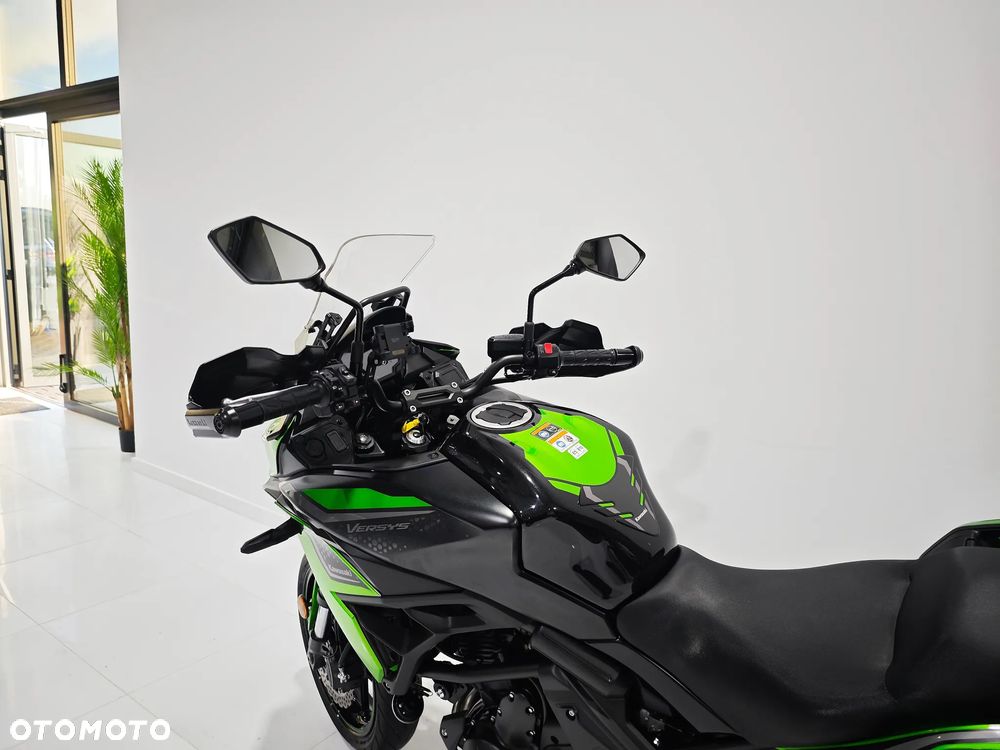 Kawasaki Versys 650 - 17