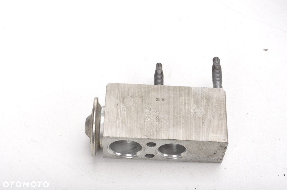 MERCEDES W176 1.5 CDI ZAWÓR ROZPRĘŻNY ZAWÓR ROZPRĘŻNY - 4