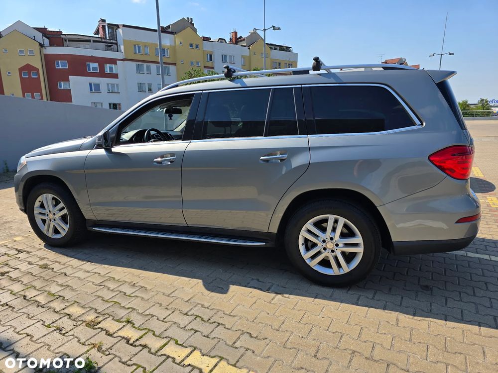 Mercedes-Benz GL - 11