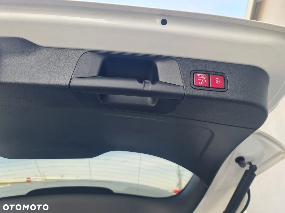 Mercedes-Benz GLB 250 4Matic 8G-DCT Special Edition - 11