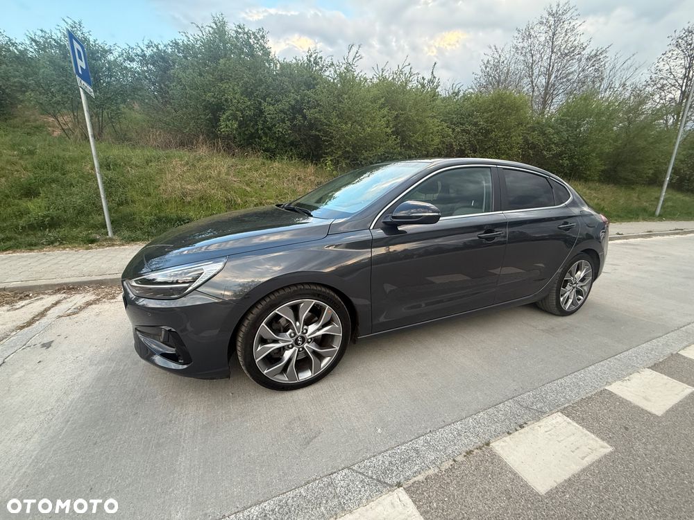 Hyundai i30 1.5 T-GDI 48V Executive DCT - 5