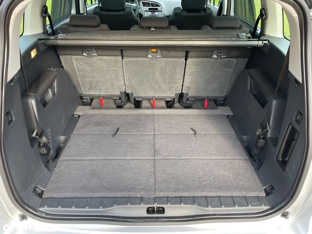 Peugeot 5008 - 15