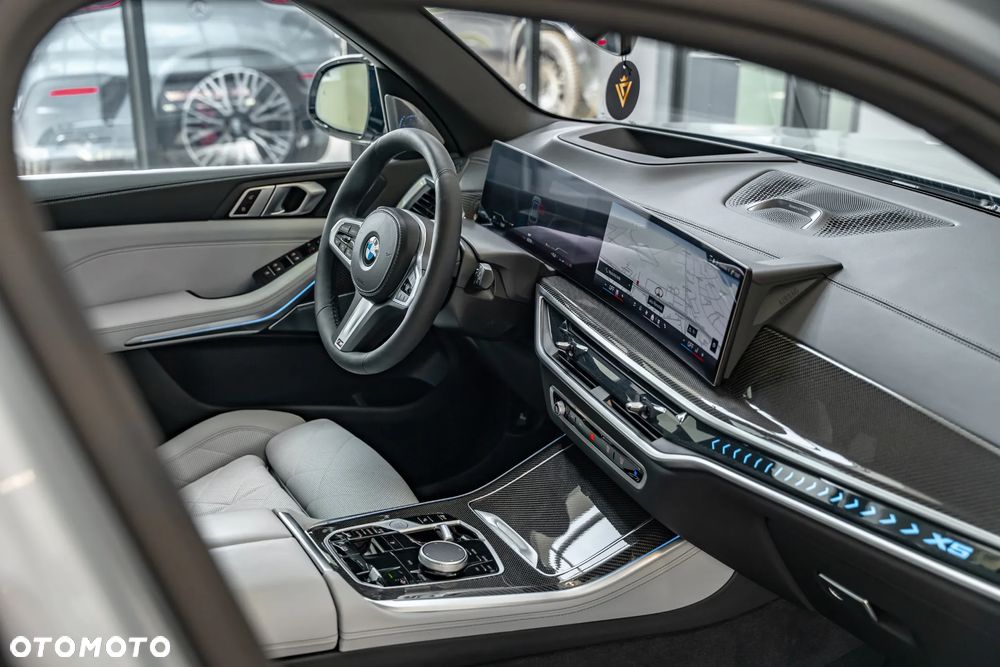 BMW X5 xDrive40d - 27