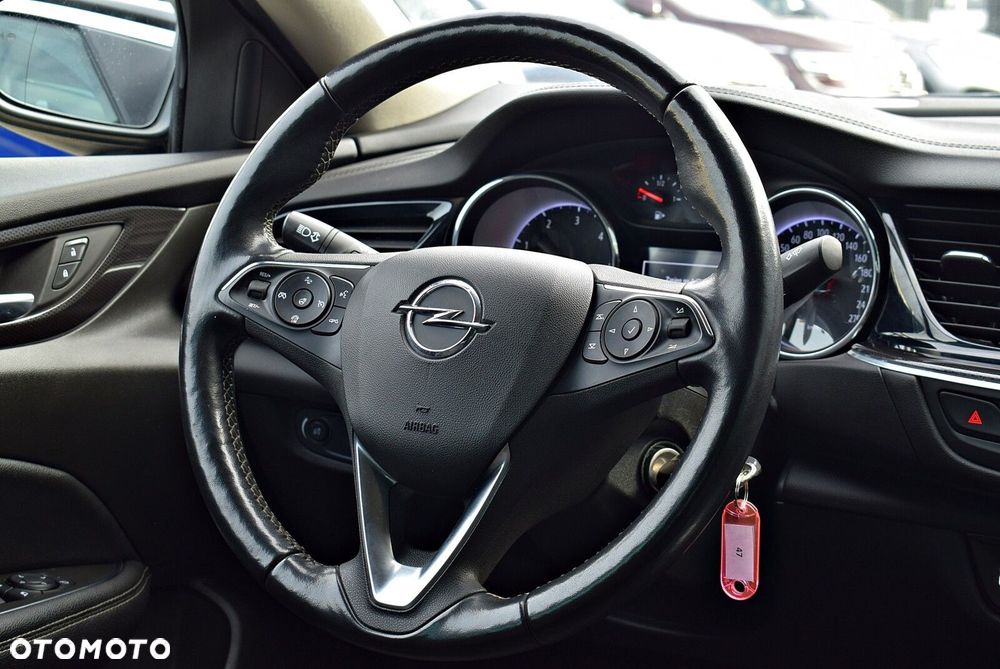 Opel Insignia 2.0 CDTI Elegance S&S - 18