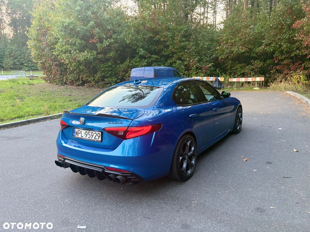 Alfa Romeo Giulia - 2
