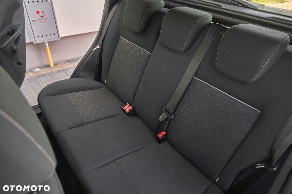 Ford Fiesta 1.25 Titanium - 28