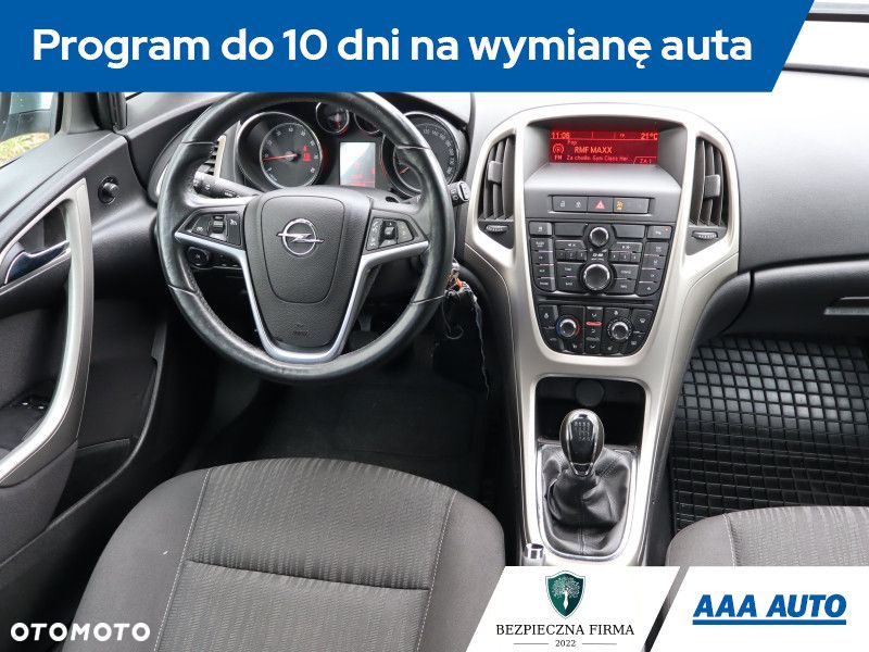 Opel Astra - 8