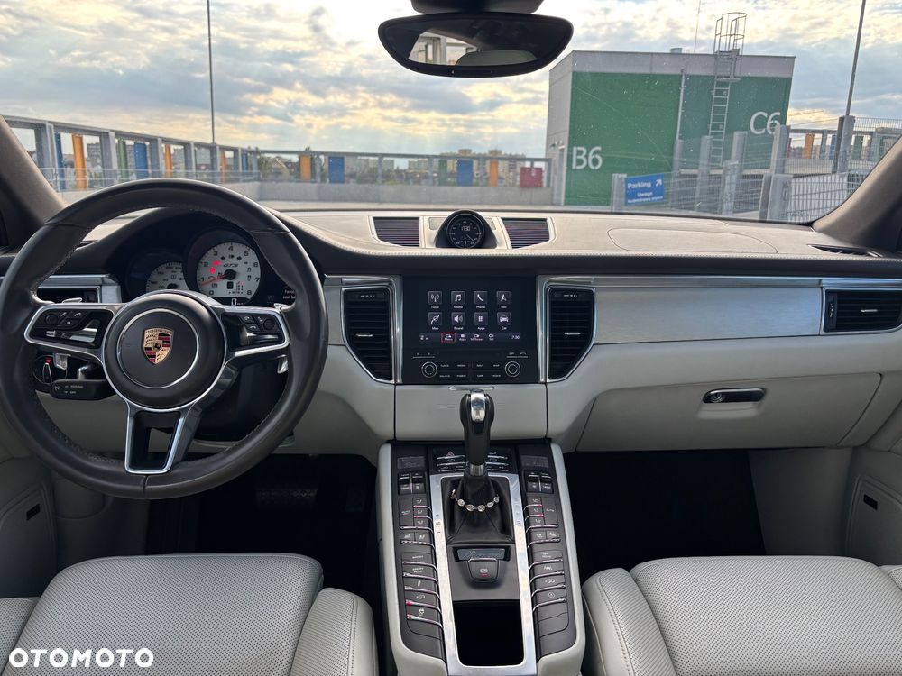 Porsche Macan GTS PDK - 15