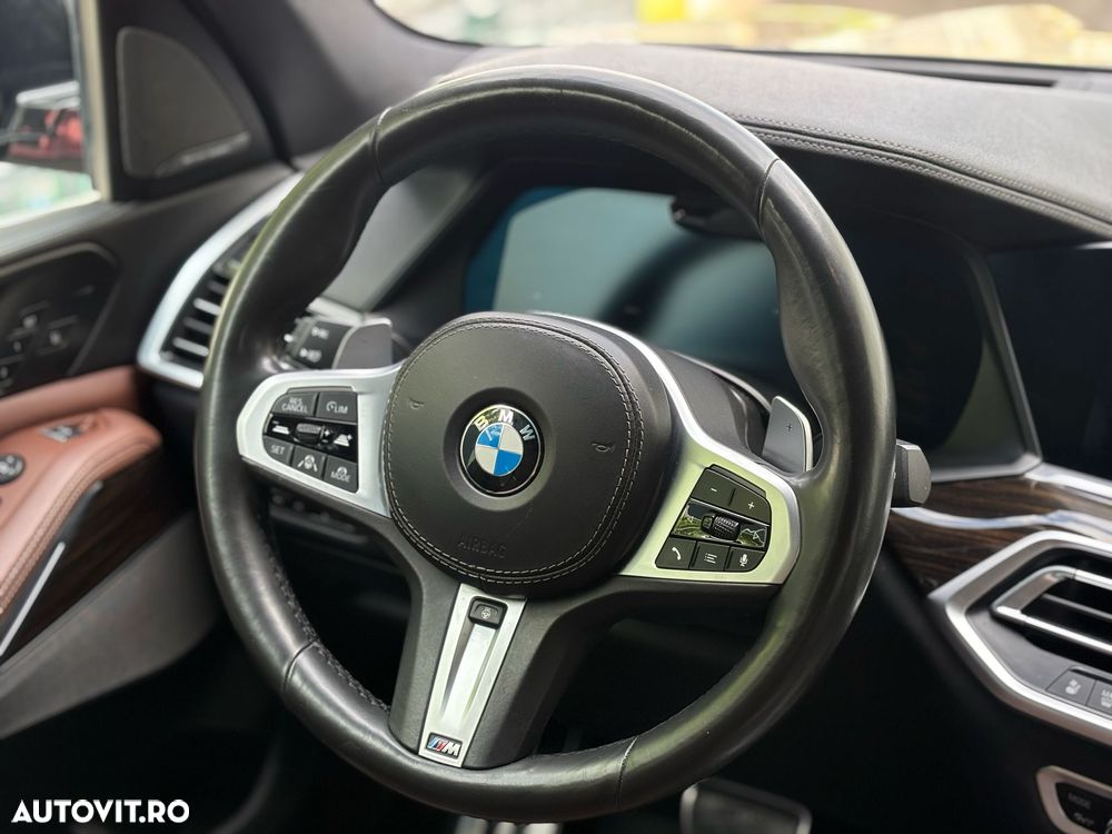 BMW X5 xDrive40i - 12