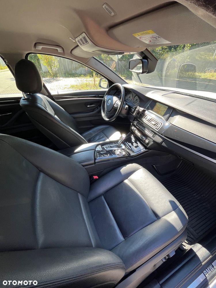BMW Seria 5 520d xDrive Luxury Line - 18
