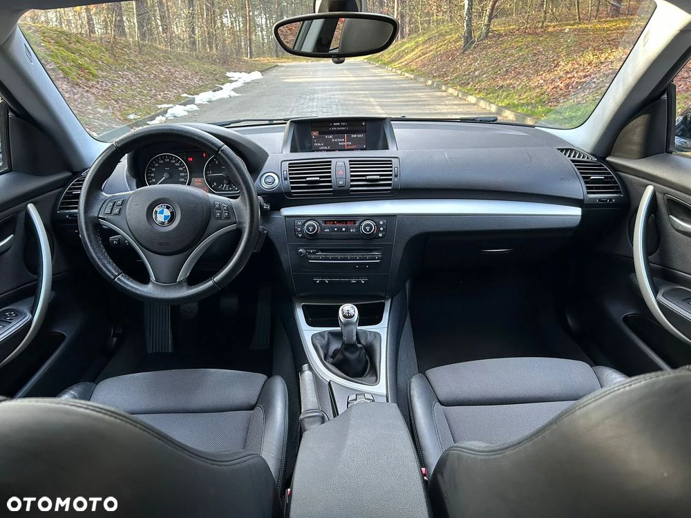 BMW Seria 1 118d DPF - 15